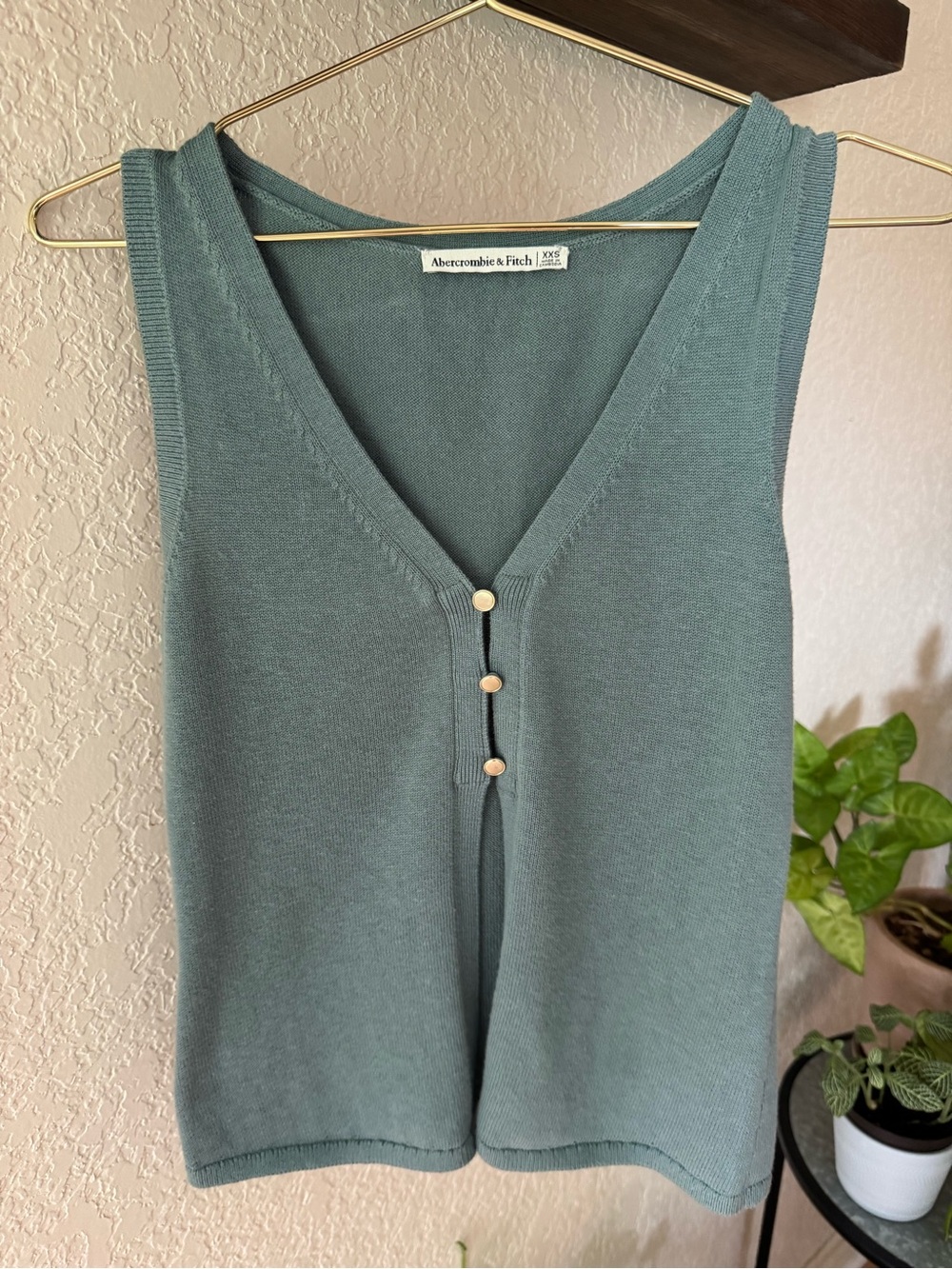 Abercrombie Open Front Tank